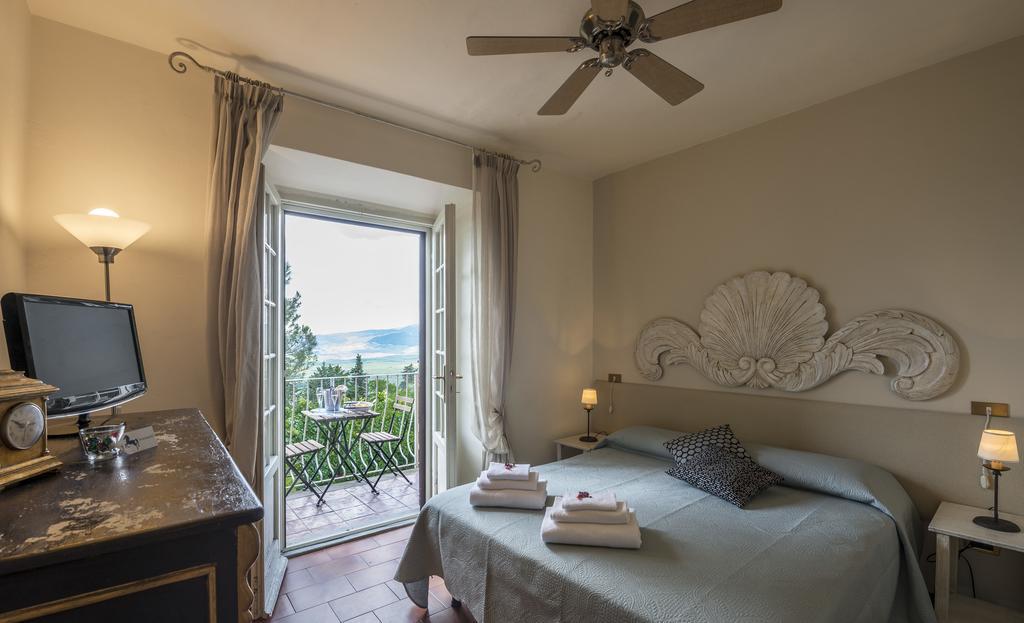 Hotel Il Cavallino Blu Volterra Luaran gambar
