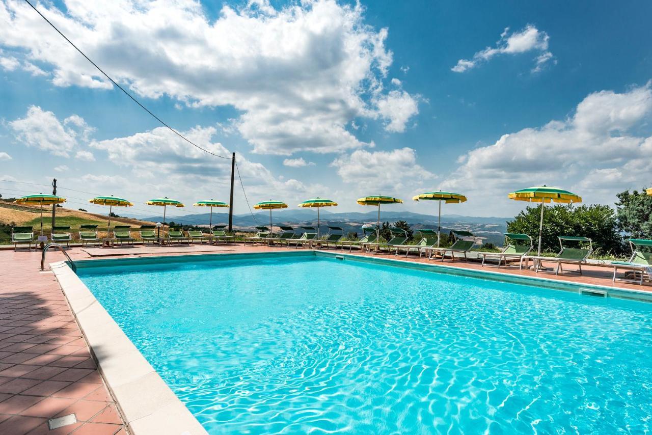 Hotel Il Cavallino Blu Volterra Luaran gambar